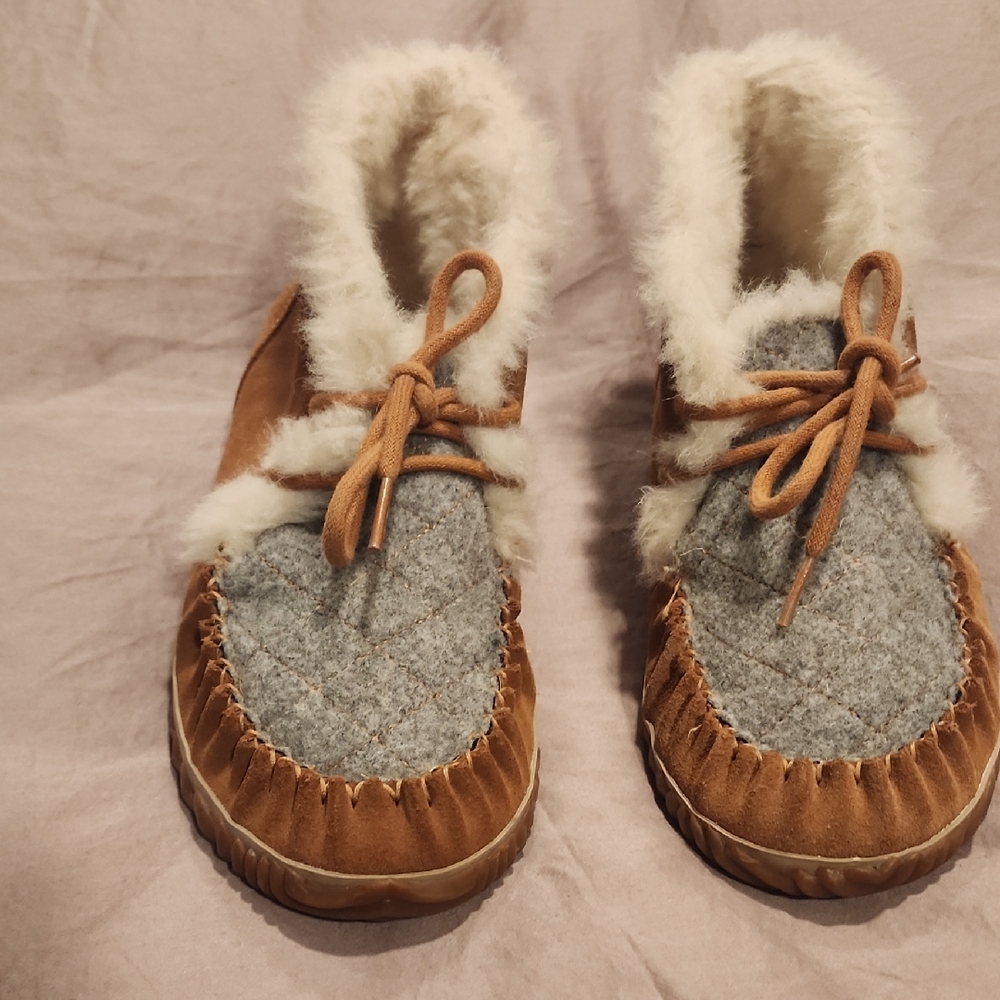 Sorel Cream Fur-Lined Booties